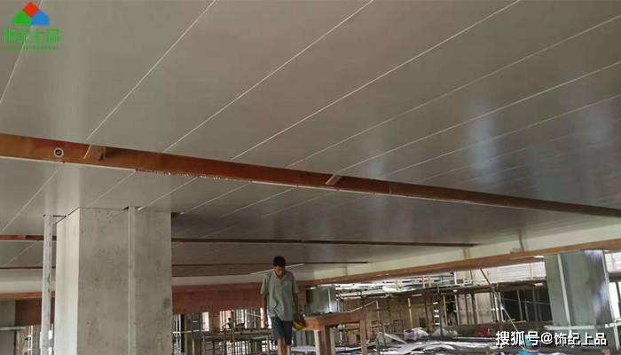 铝蜂窝板是建筑节能环保的新材料建筑用铝蜂窝板的优势